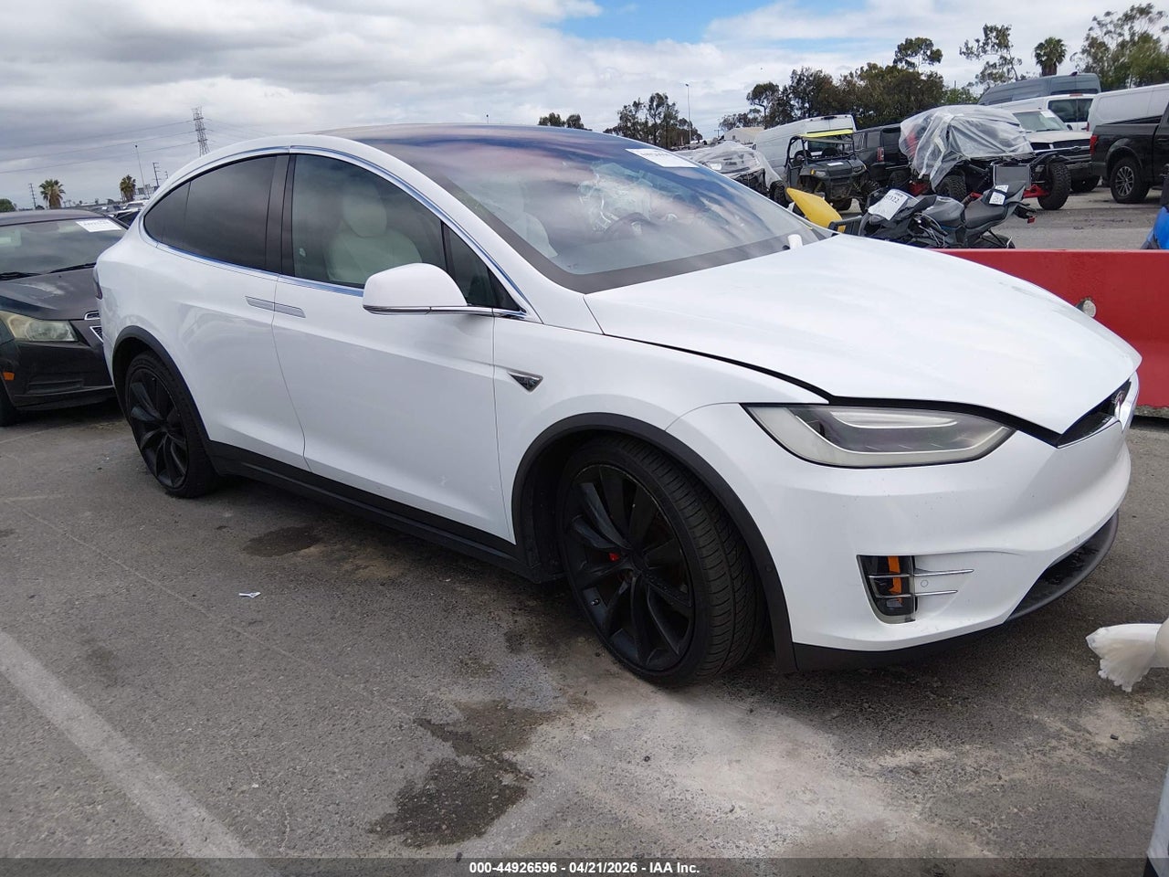 5YJXCAE46GF****** · 2016 TESLA MODEL X 60D/P100D/P90D