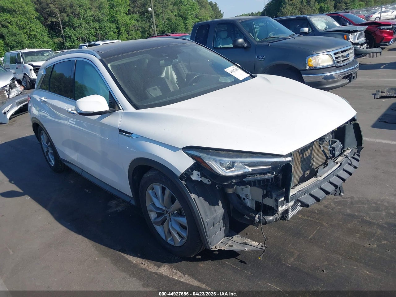 3PCAJ5M1XKF****** · 2019 INFINITI QX50 LUXE