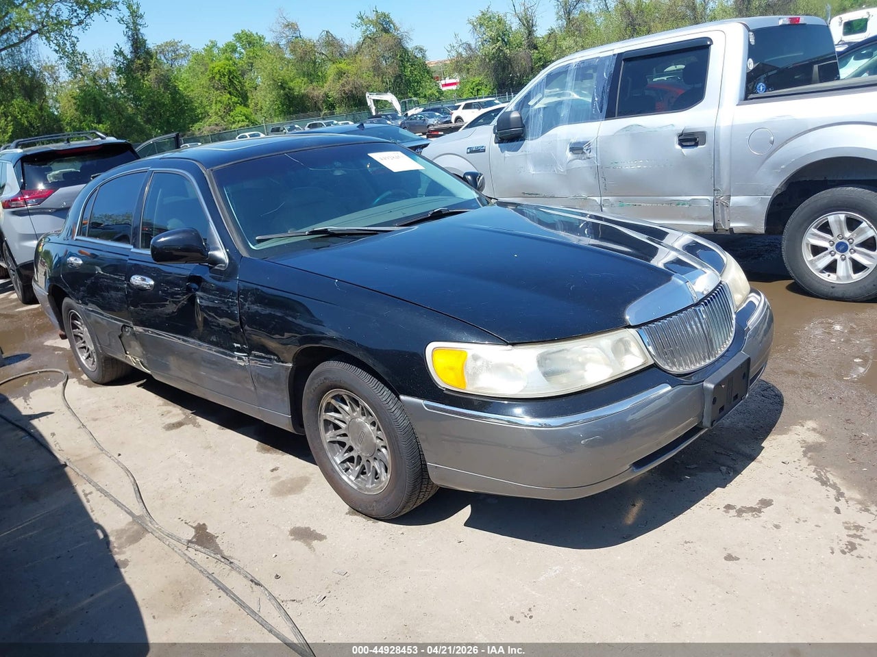 2000 LINCOLN TOWN CAR SIGNATURE