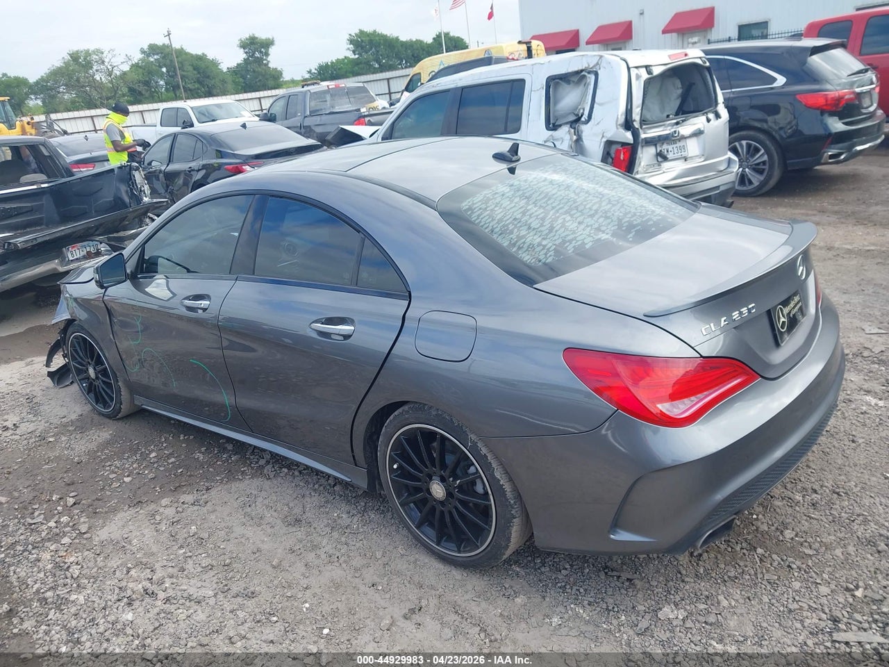 2016 MERCEDES-BENZ CLA 250 · 3/11