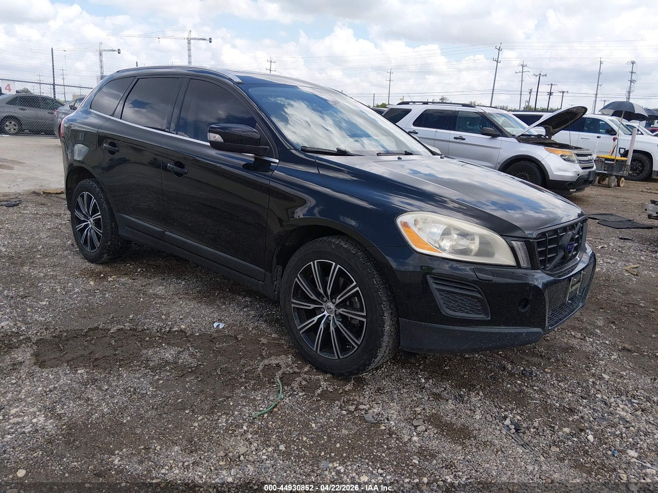 YV4952DL6D2****** · 2013 VOLVO XC60 3.2