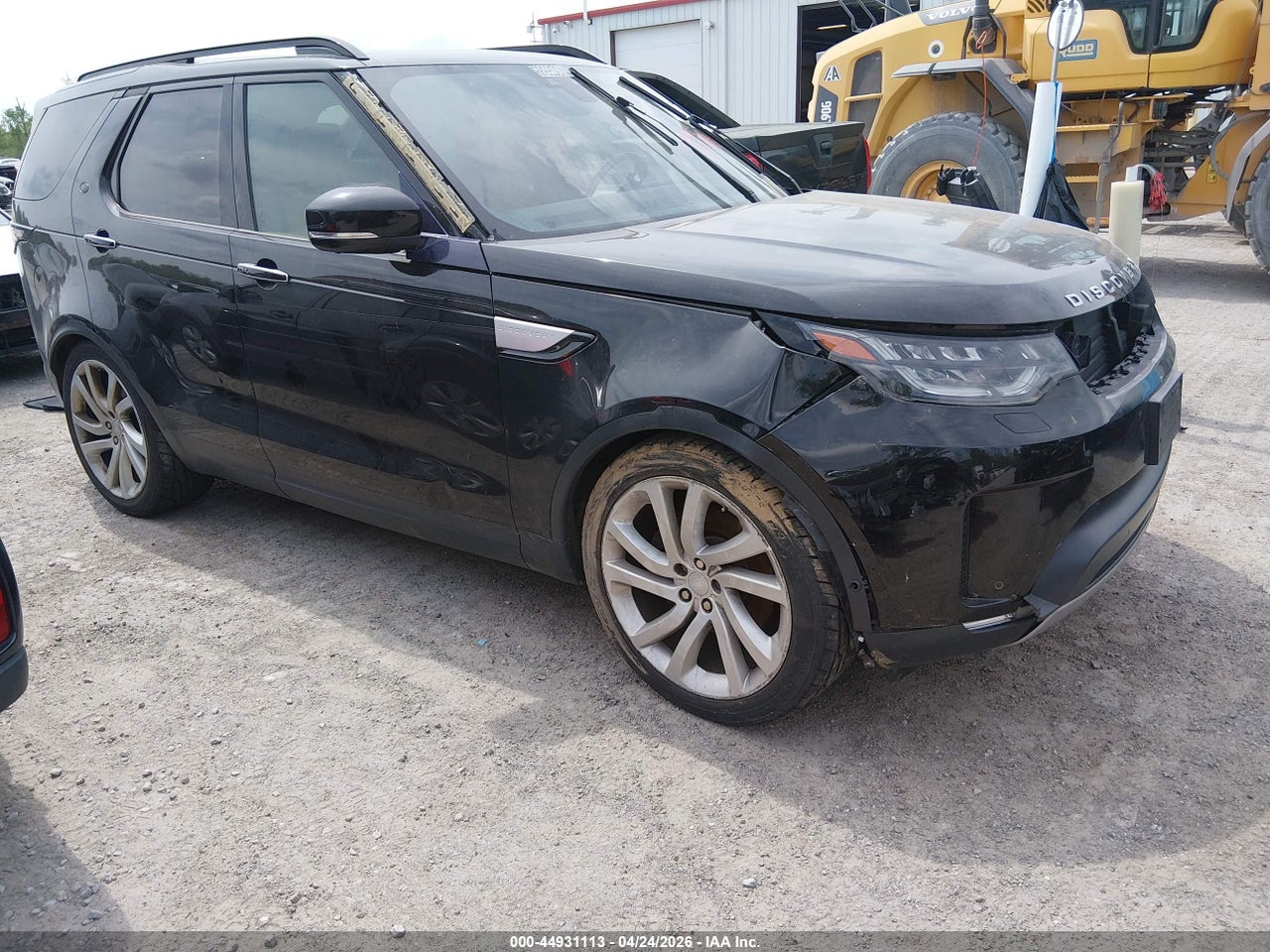 SALRHBBV9HA****** · 2017 LAND ROVER DISCOVERY HSE LUXURY