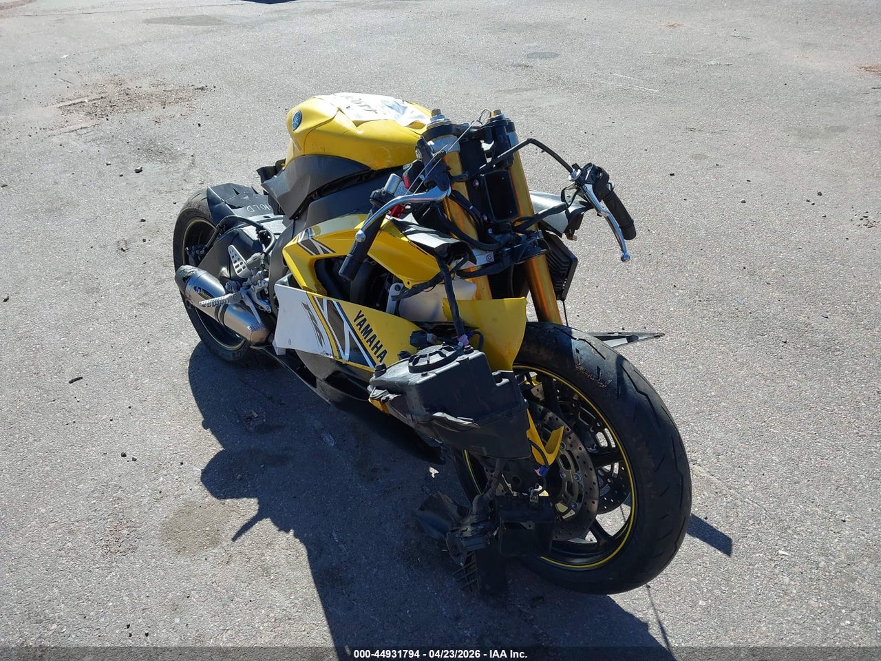 JYARJ12E56A****** · 2006 YAMAHA YZFR6 L