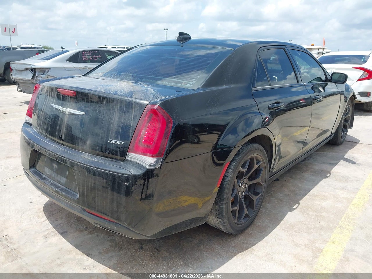 2019 CHRYSLER 300 TOURING · 4/11