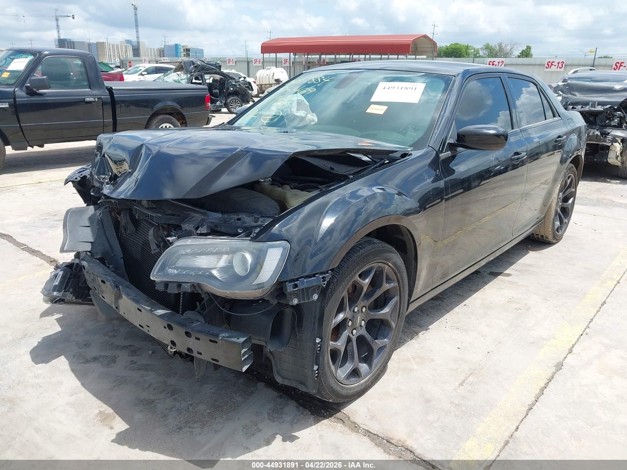 2019 CHRYSLER 300 TOURING · 2/11