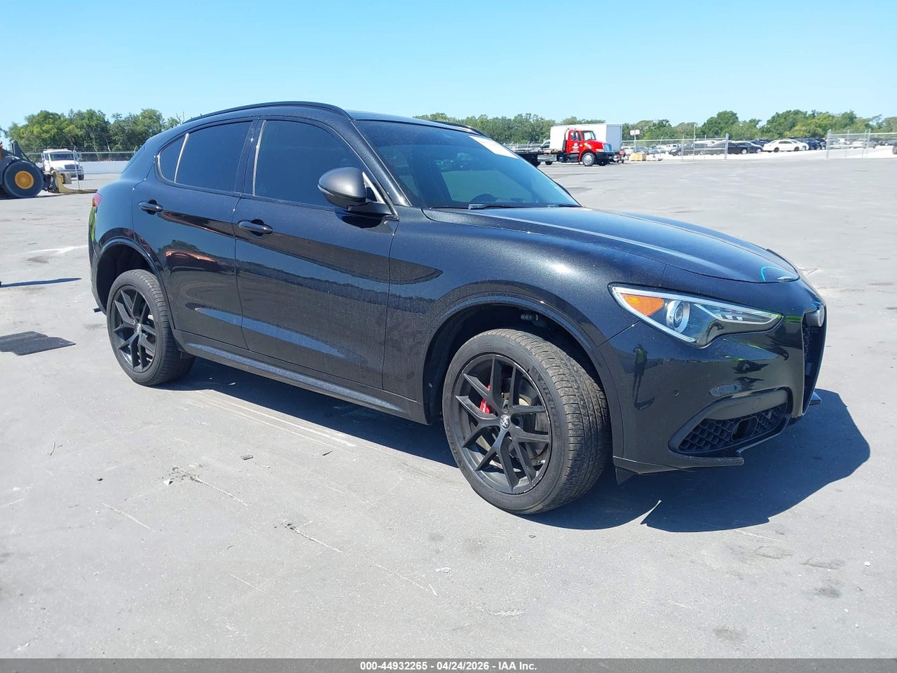 ZASPAKBN9L7****** · 2020 ALFA ROMEO STELVIO TI SPORT AWD