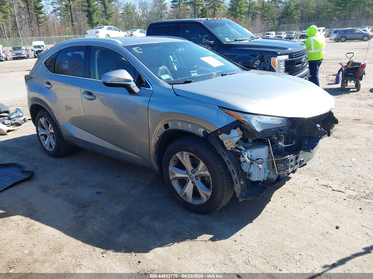 JTJBJRBZ2H2****** · 2017 LEXUS NX 300H