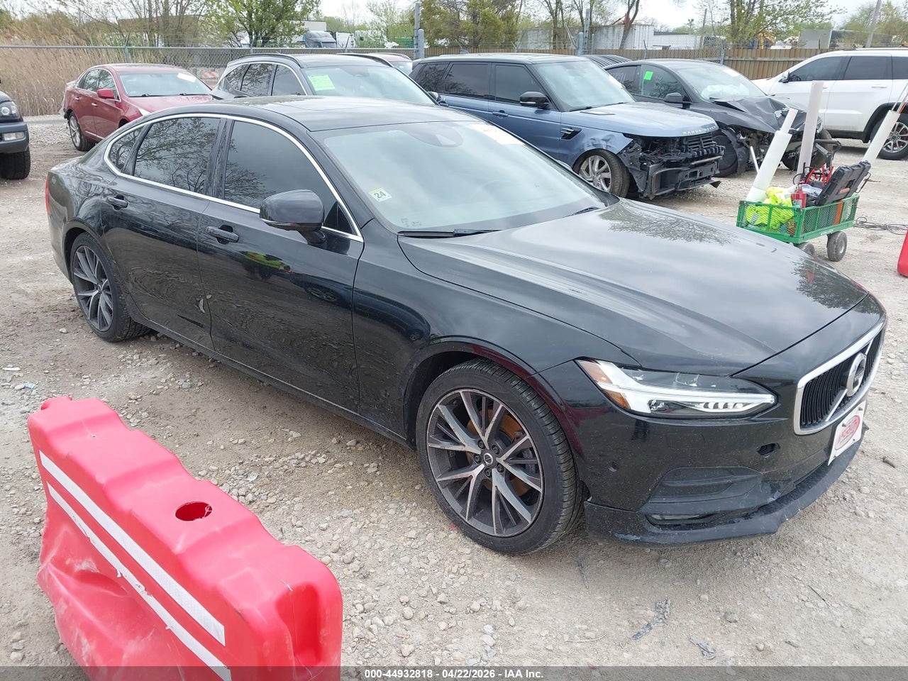 LVY102MK7JP****** · 2018 VOLVO S90 T5 MOMENTUM