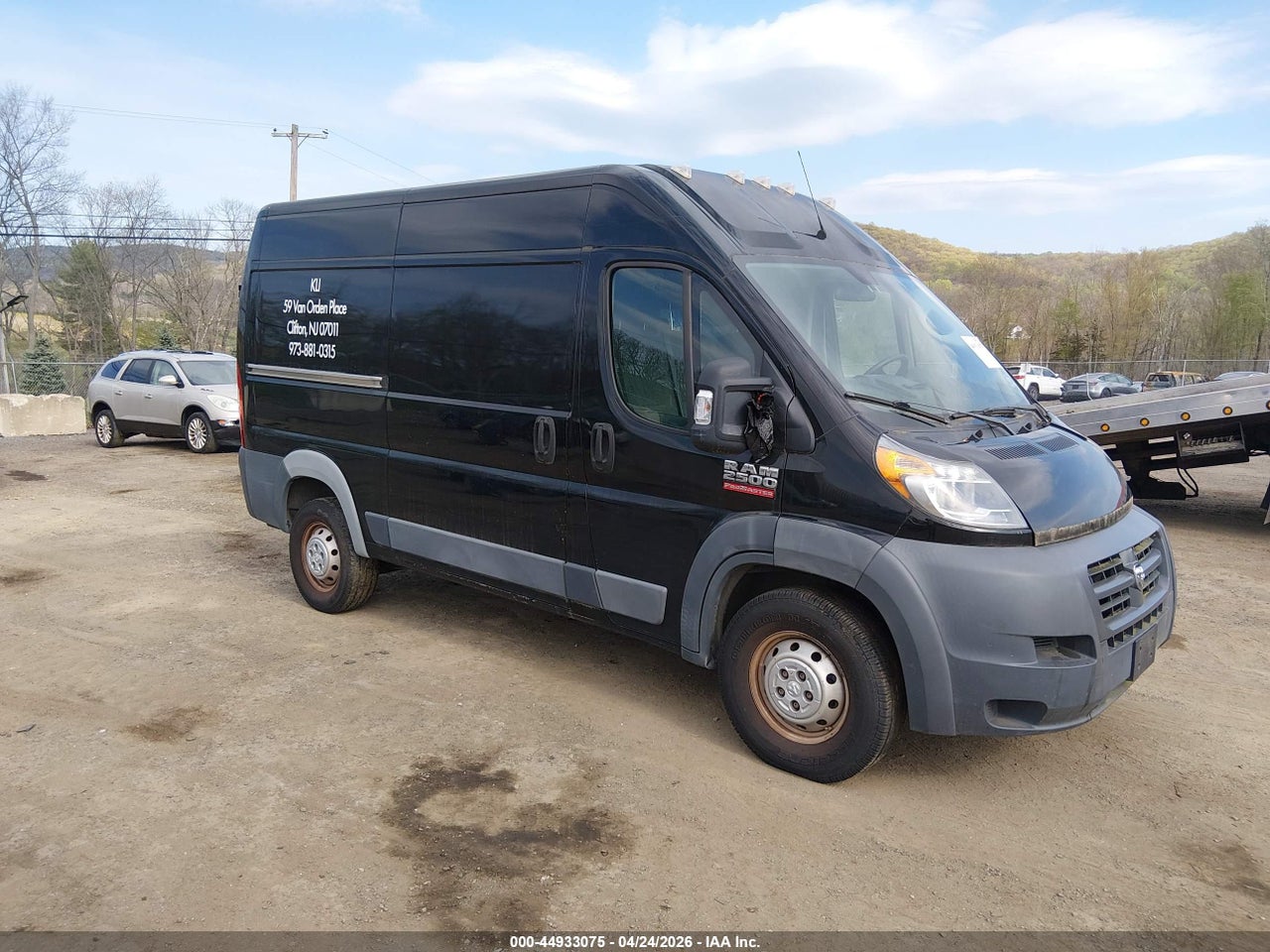 3C6TRVCG4JE****** · 2018 RAM PROMASTER 2500 HIGH ROOF 136 WB