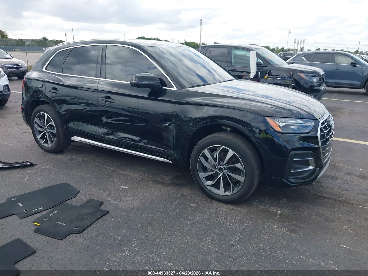 WA1BAAFYXM2****** · 2021 AUDI Q5 PREMIUM PLUS 45 TFSI QUATTRO S TRONIC