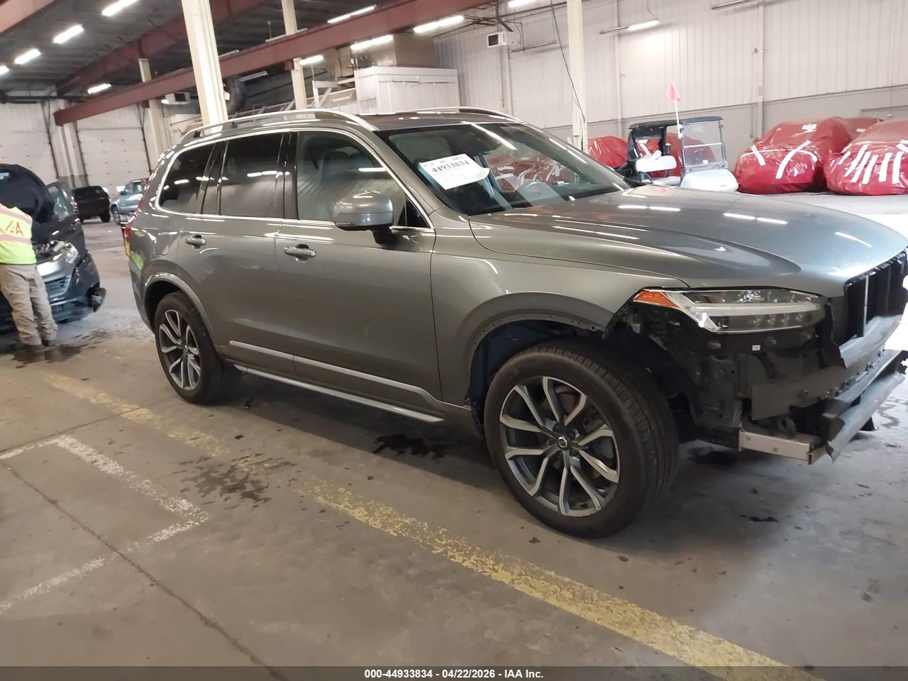 YV4A22PK8H1****** · 2017 VOLVO XC90 T6 MOMENTUM
