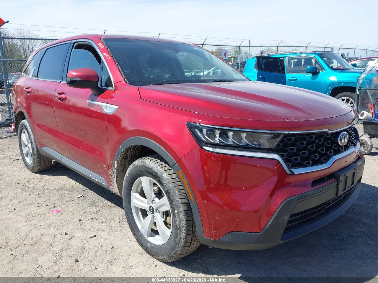 5XYRGDLC3MG****** · 2021 KIA SORENTO LX