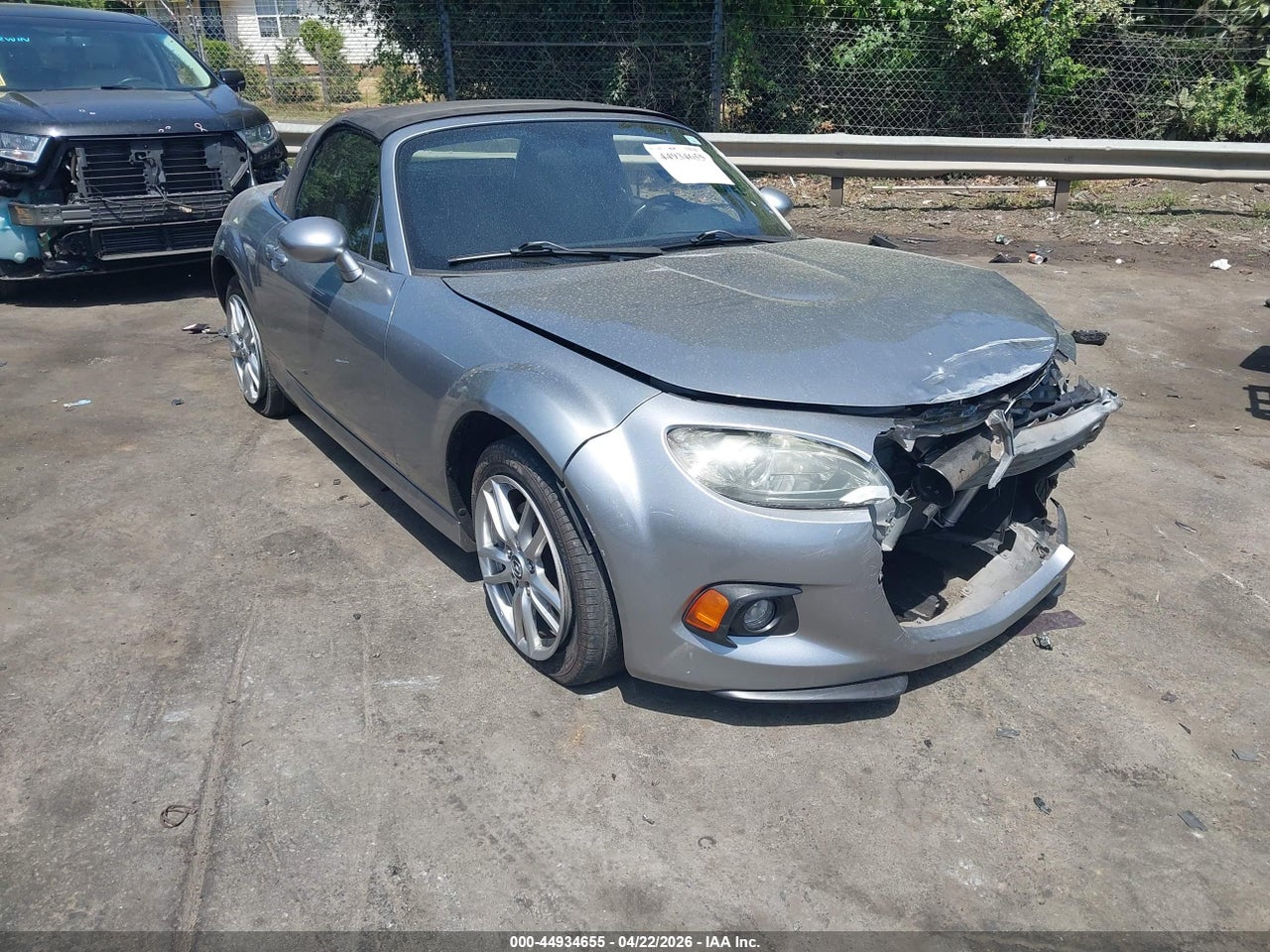 JM1NC2JF4D0****** · 2013 MAZDA MX-5 MIATA SPORT