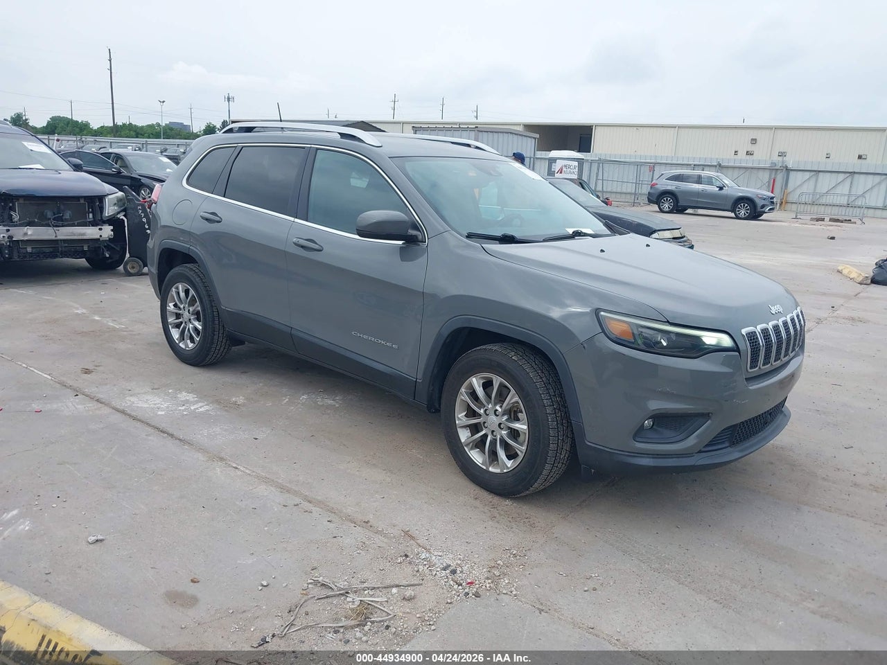 1C4PJMLB3MD****** · 2021 JEEP CHEROKEE LATITUDE PLUS 4X4