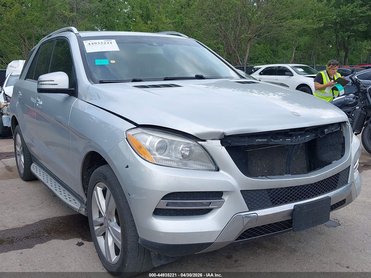 4JGDA5HB9EA****** · 2014 MERCEDES-BENZ ML 350 4MATIC
