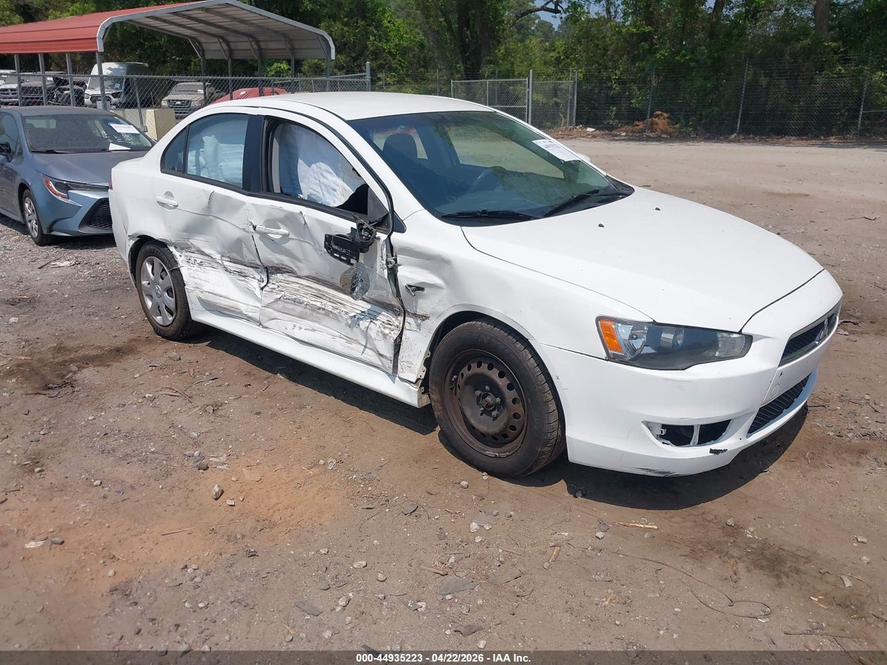 JA32U2FU7FU****** · 2015 MITSUBISHI LANCER ES