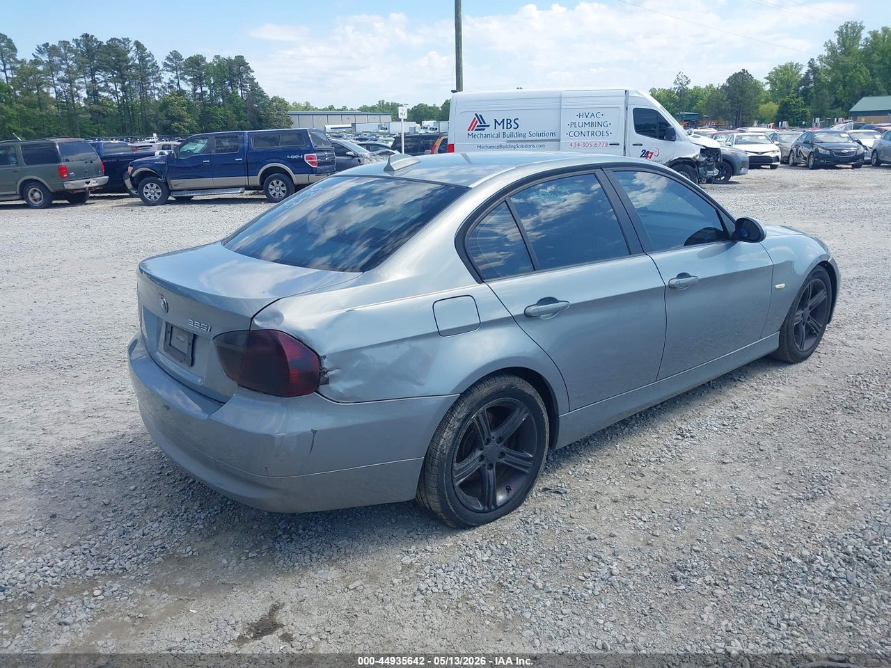 2006 BMW 325I   · 4/10