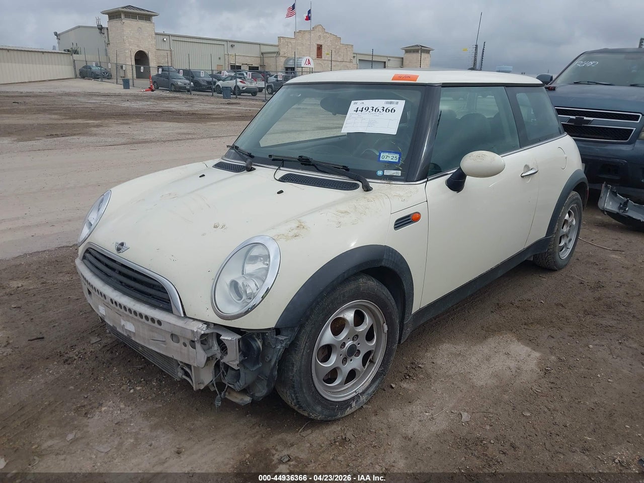 2005 MINI COOPER   · 2/11