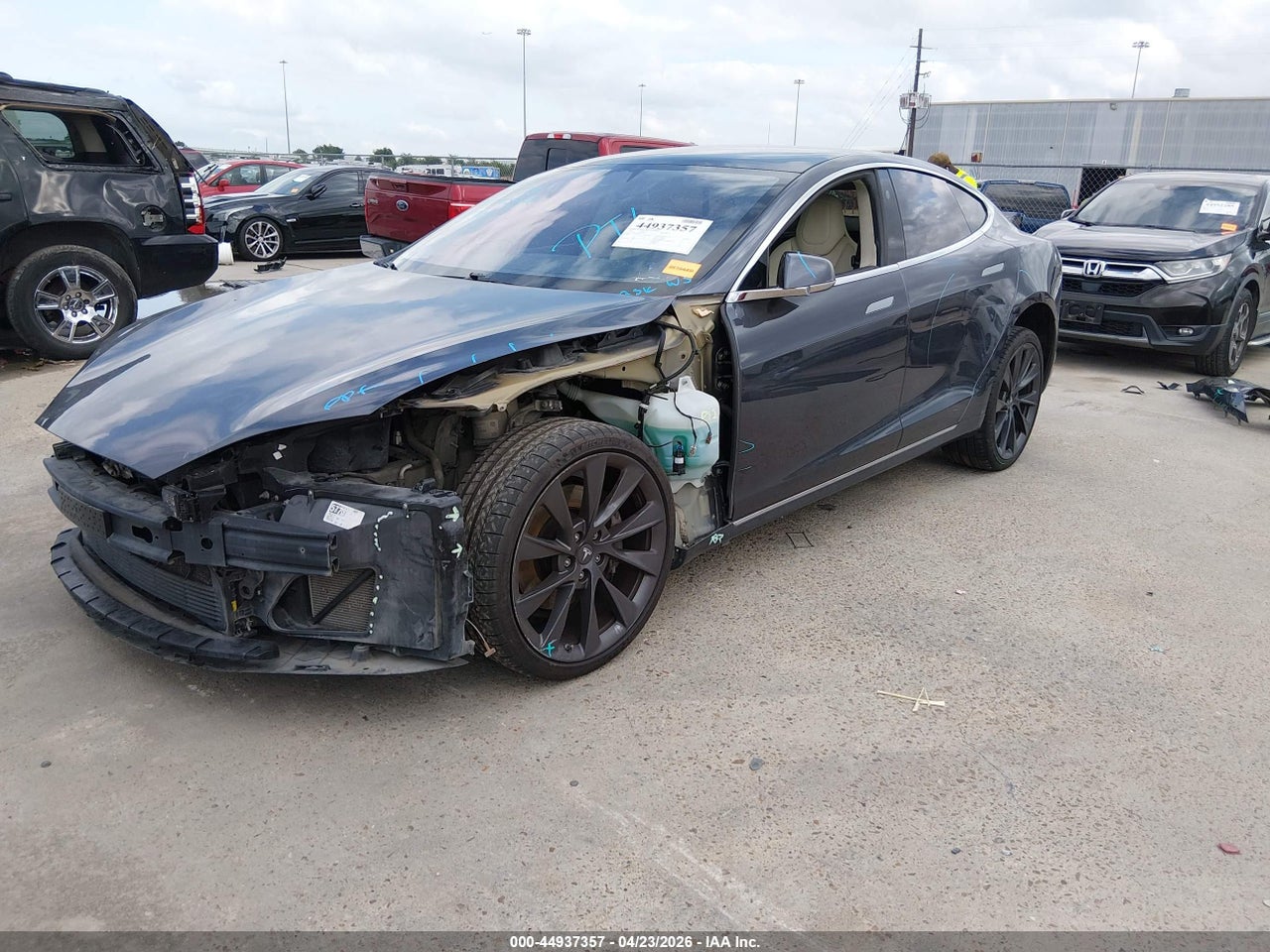 2019 TESLA MODEL S 100D/75D/LONG RANGE/STANDARD RANGE · 2/10