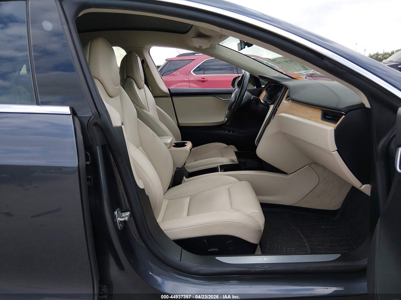2019 TESLA MODEL S 100D/75D/LONG RANGE/STANDARD RANGE · 5/10
