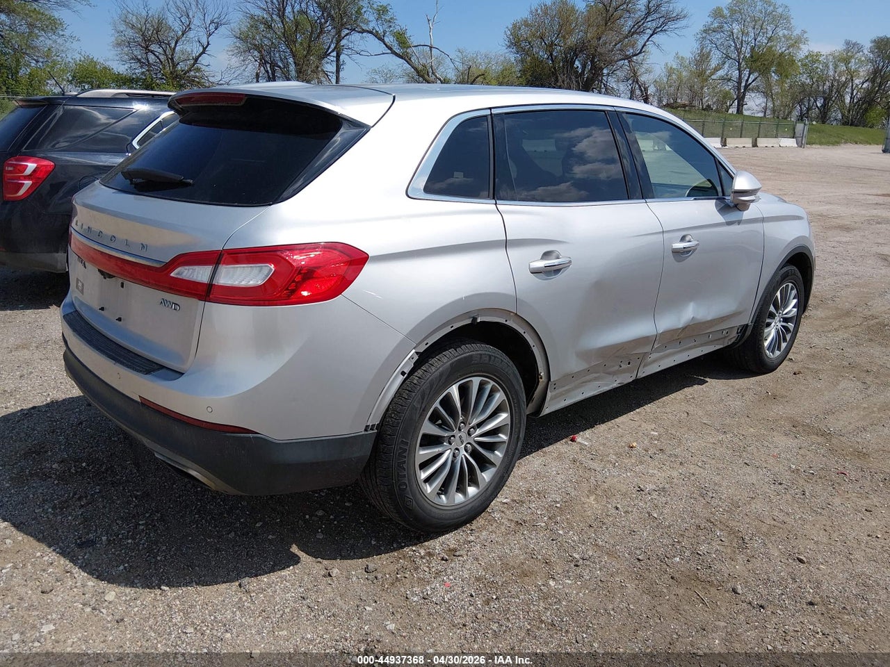 2016 LINCOLN MKX SELECT · 4/11