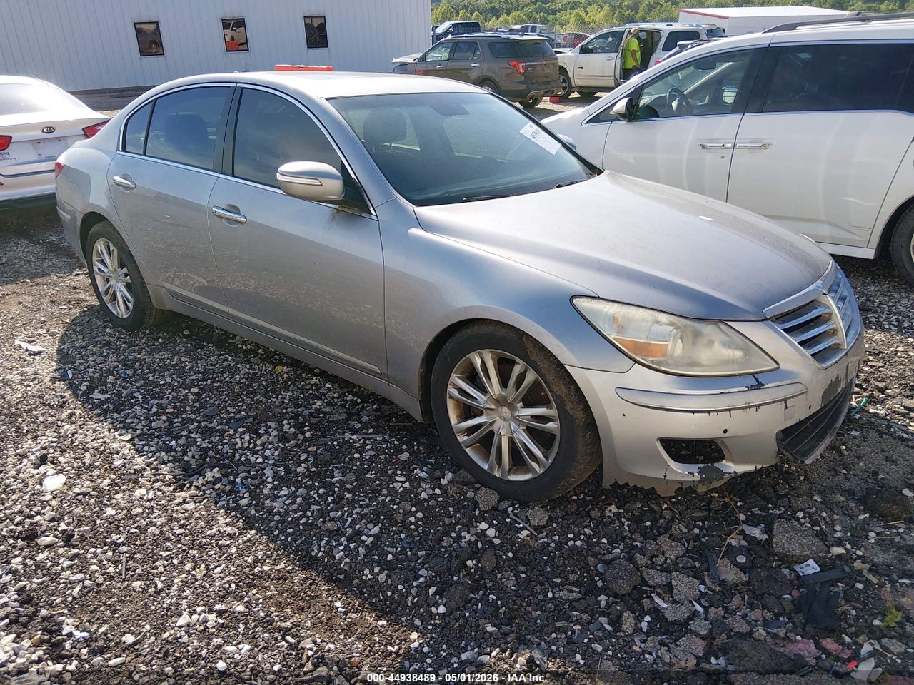 KMHGC4DF3AU****** · 2010 HYUNDAI GENESIS 4.6