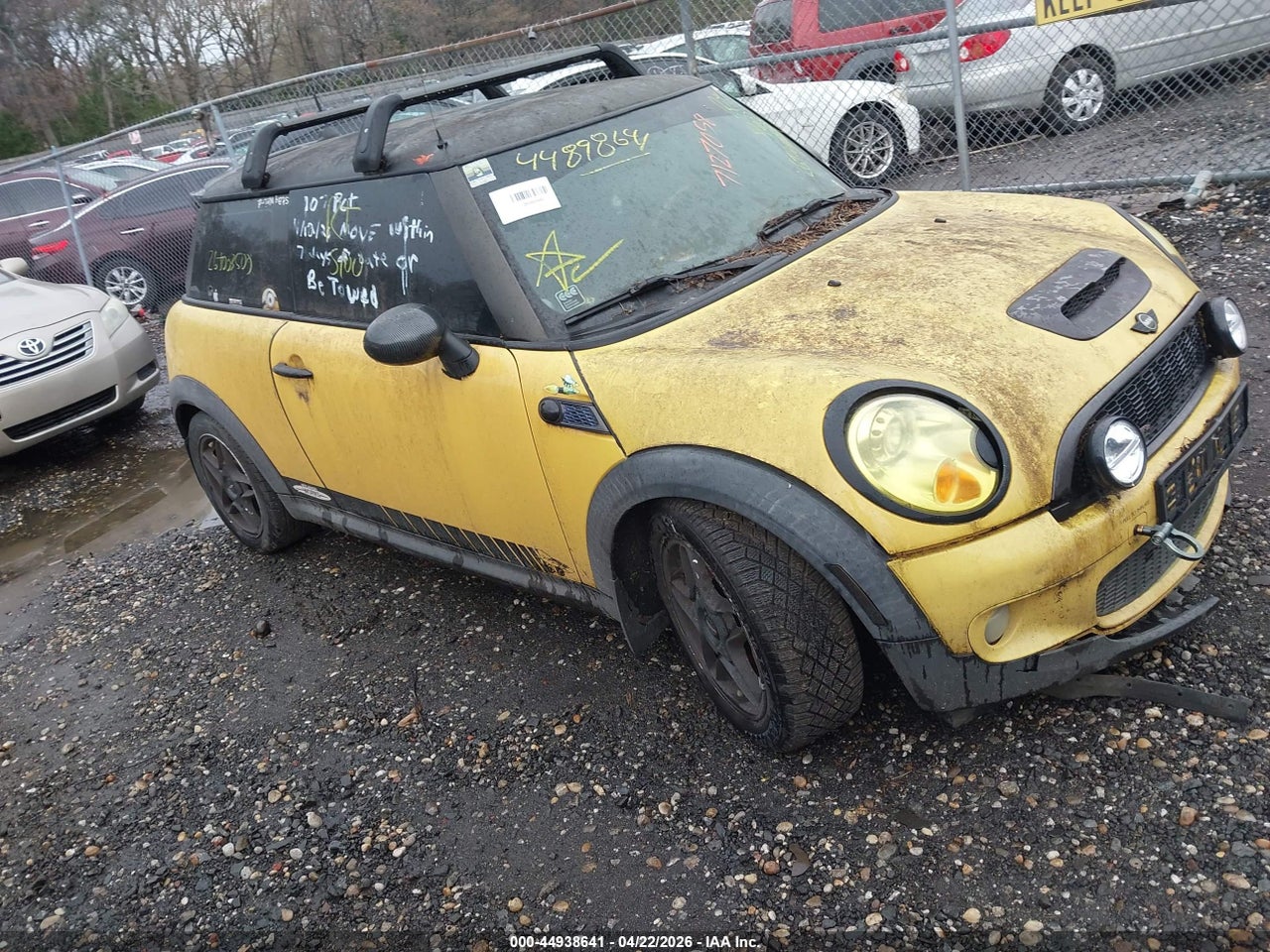WMWMF735X8T****** · 2008 MINI COOPER S
