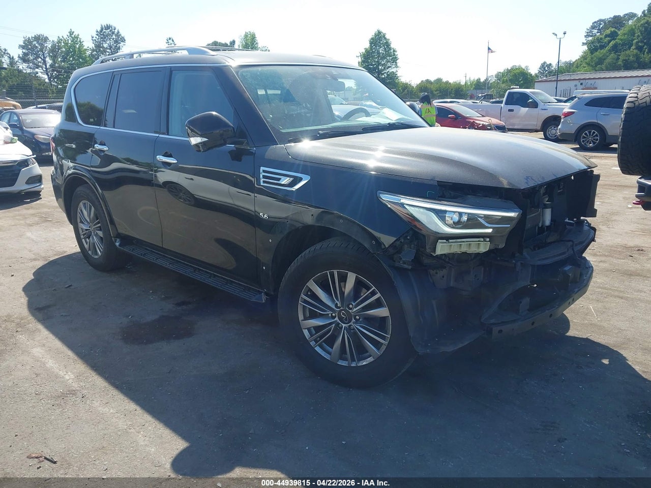 JN8AZ2NF7K9****** · 2019 INFINITI QX80 LUXE