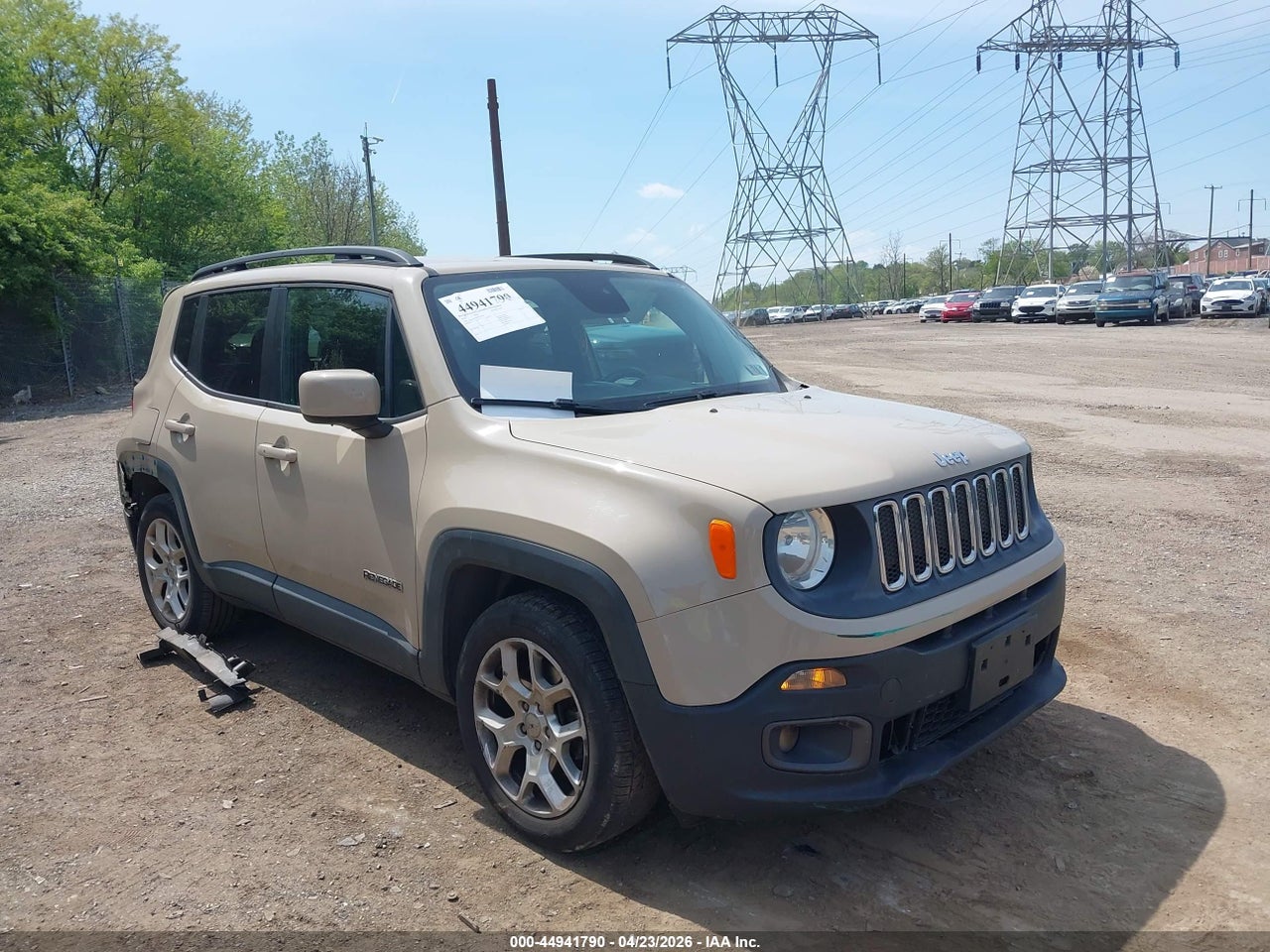 ZACCJABTXGP****** · 2016 JEEP RENEGADE LATITUDE