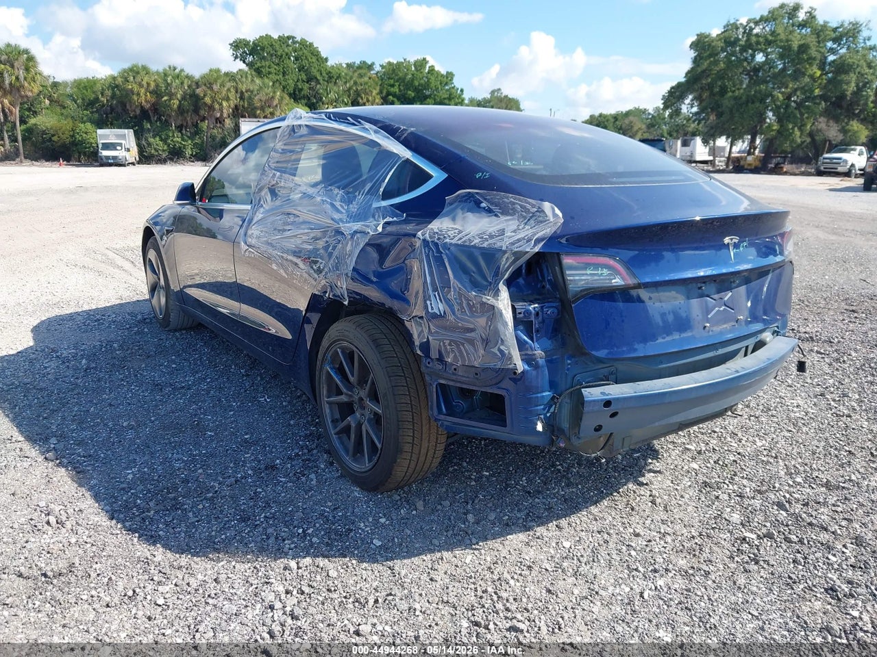 2017 TESLA MODEL 3 LONG RANGE/STANDARD · 3/11