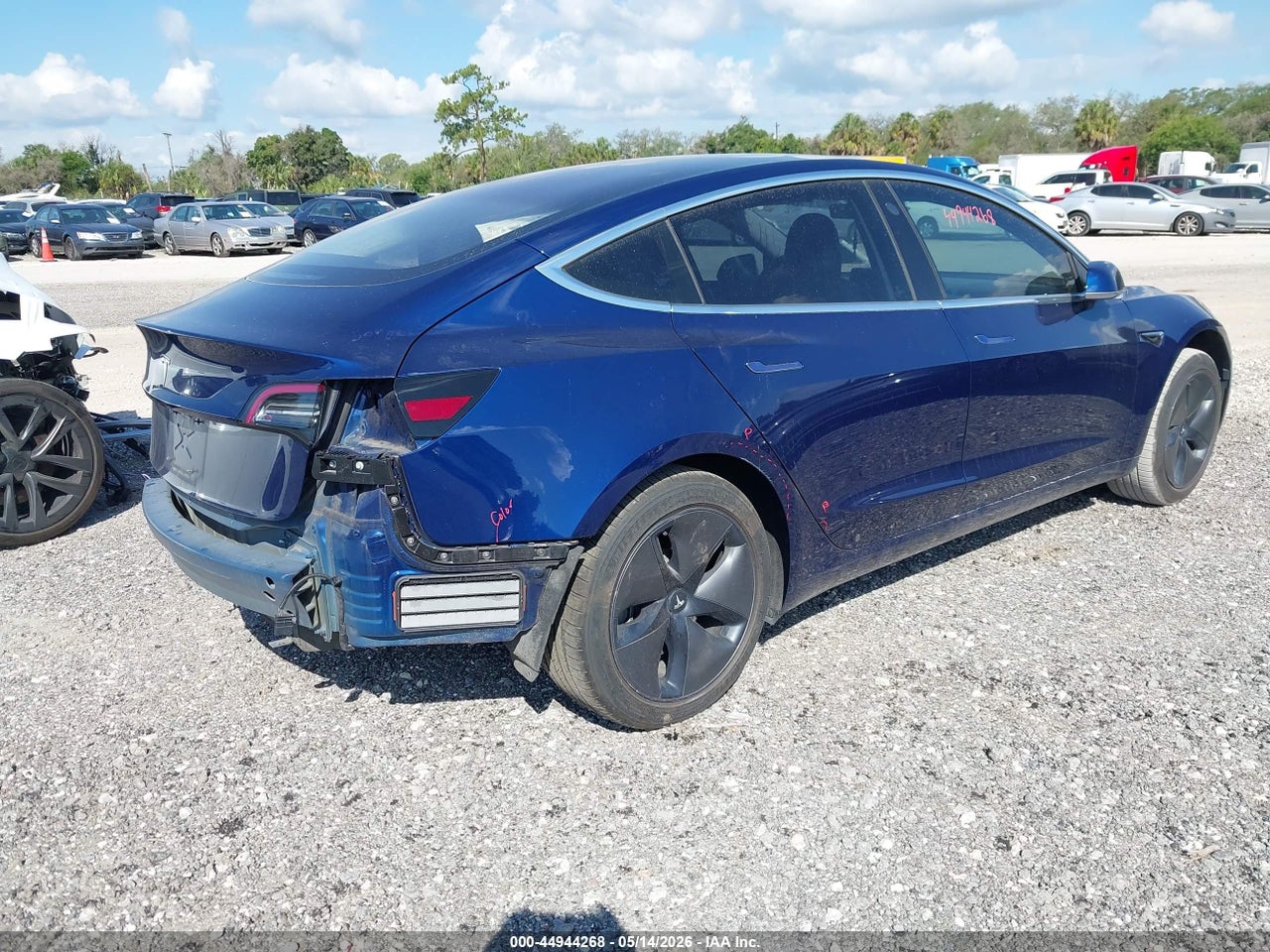 2017 TESLA MODEL 3 LONG RANGE/STANDARD · 4/11