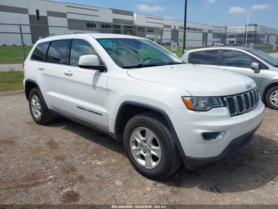 1C4RJEAG3HC****** · 2017 JEEP GRAND CHEROKEE LAREDO 4X2