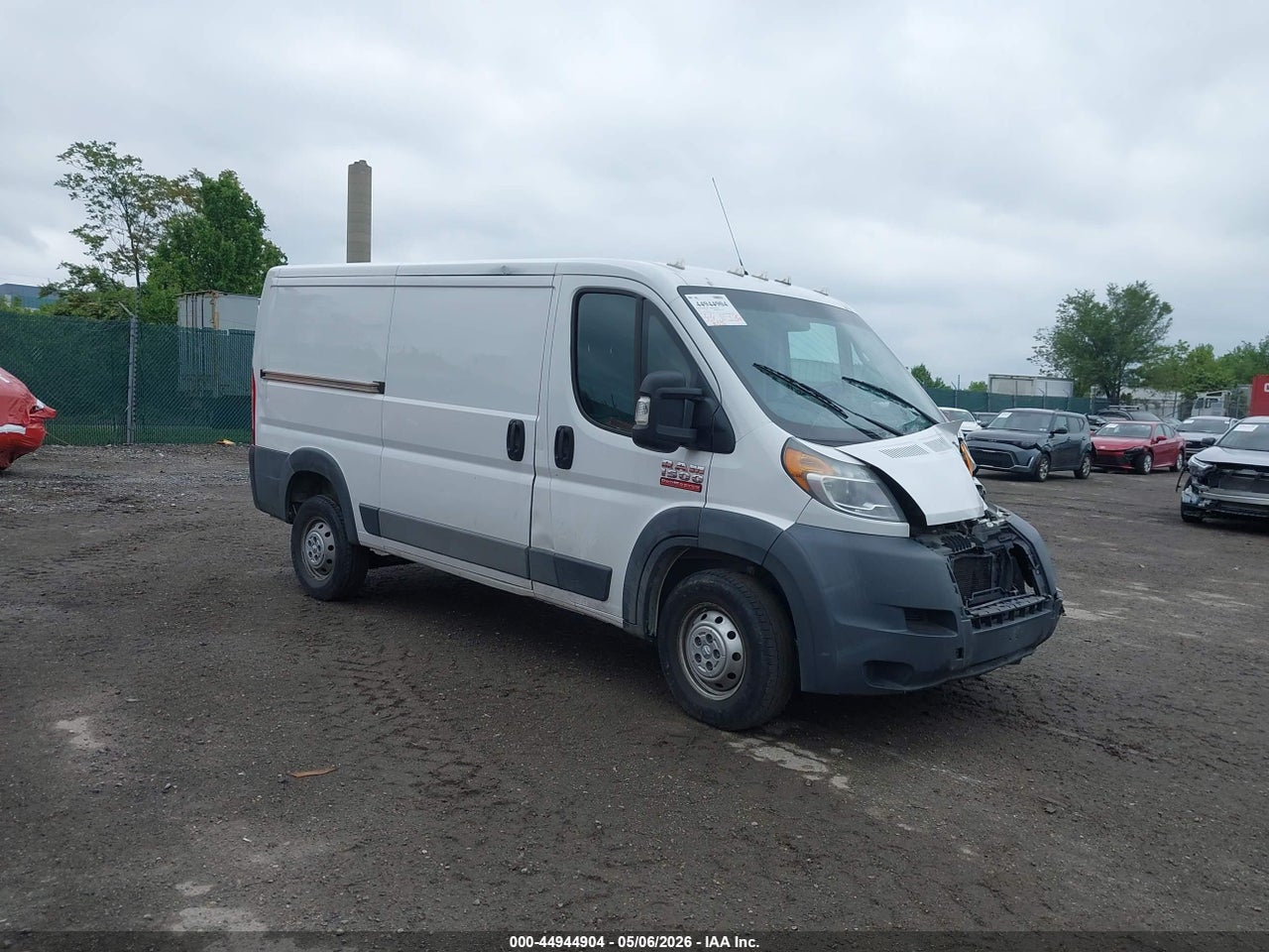 3C6TRVAGXHE****** · 2017 RAM PROMASTER 1500 LOW ROOF 136 WB