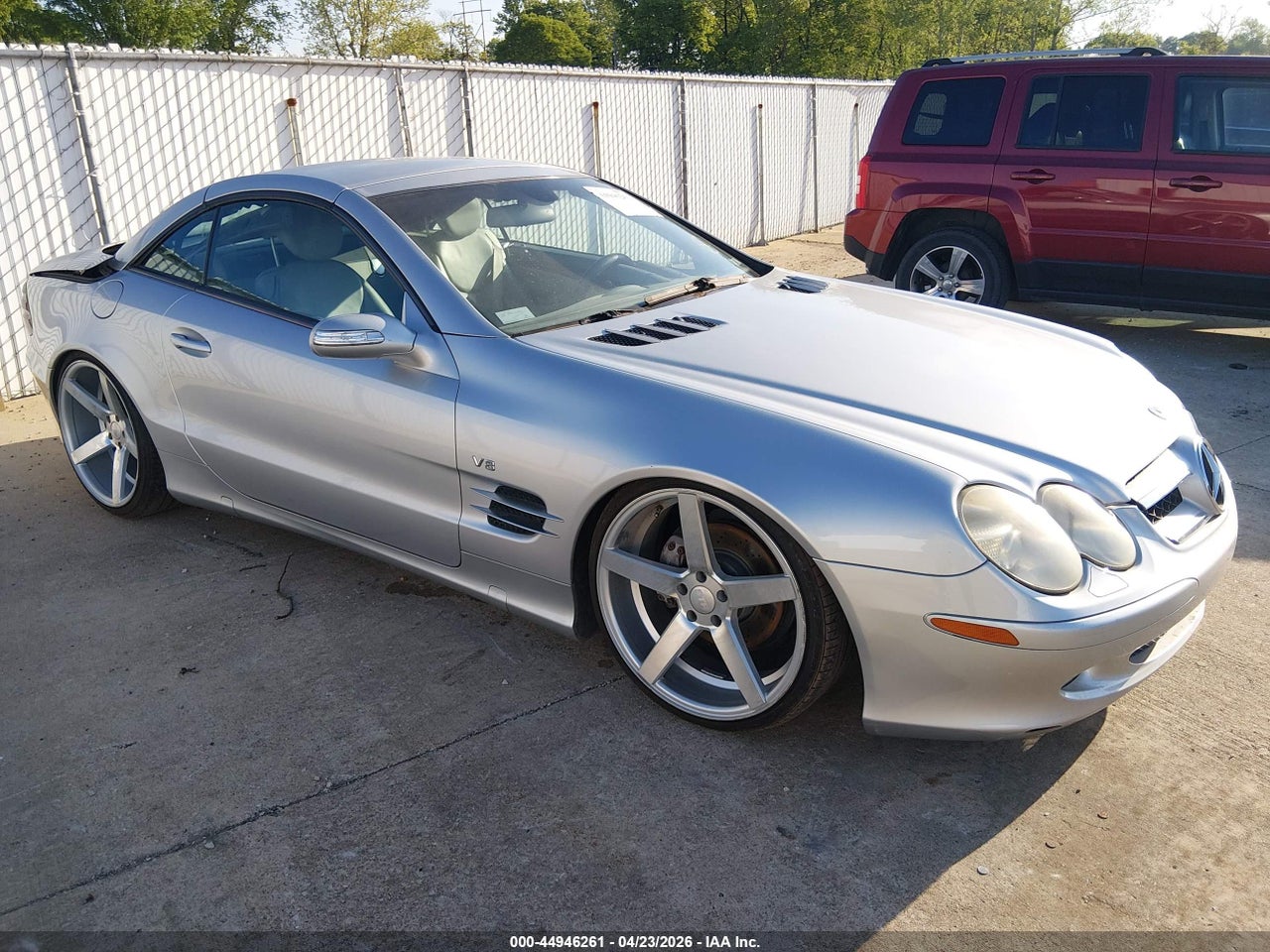 WDBSK75F64F****** · 2004 MERCEDES-BENZ SL 500