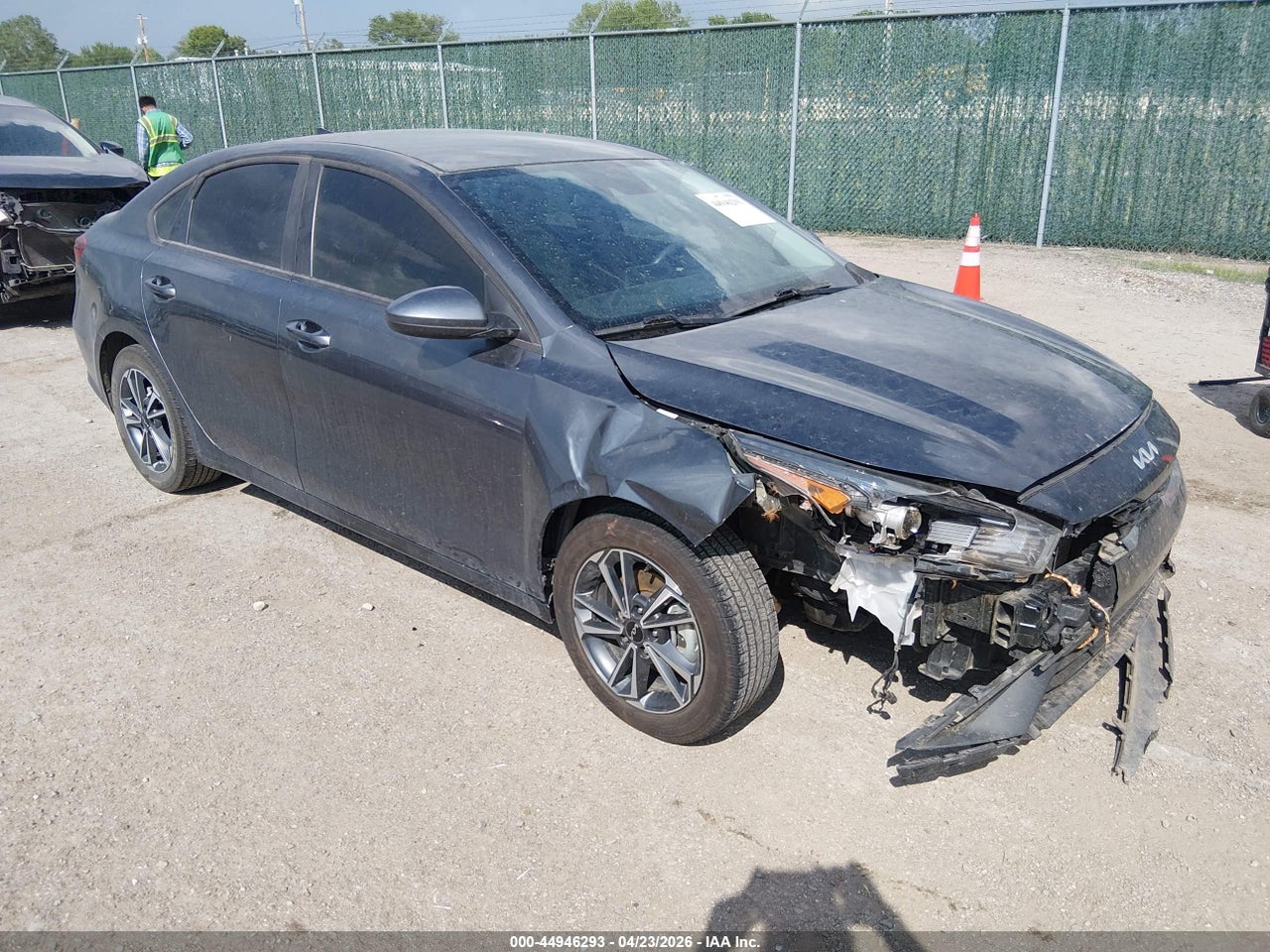 3KPF24AD1NE****** · 2022 KIA FORTE LXS