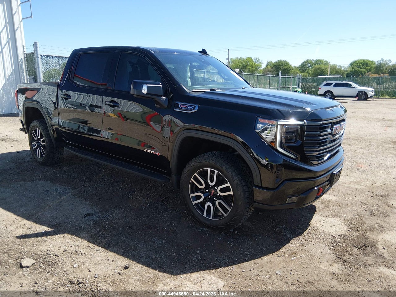 1GTUUEEL6SZ****** · 2025 GMC SIERRA 1500 4WD  SHORT BOX AT4