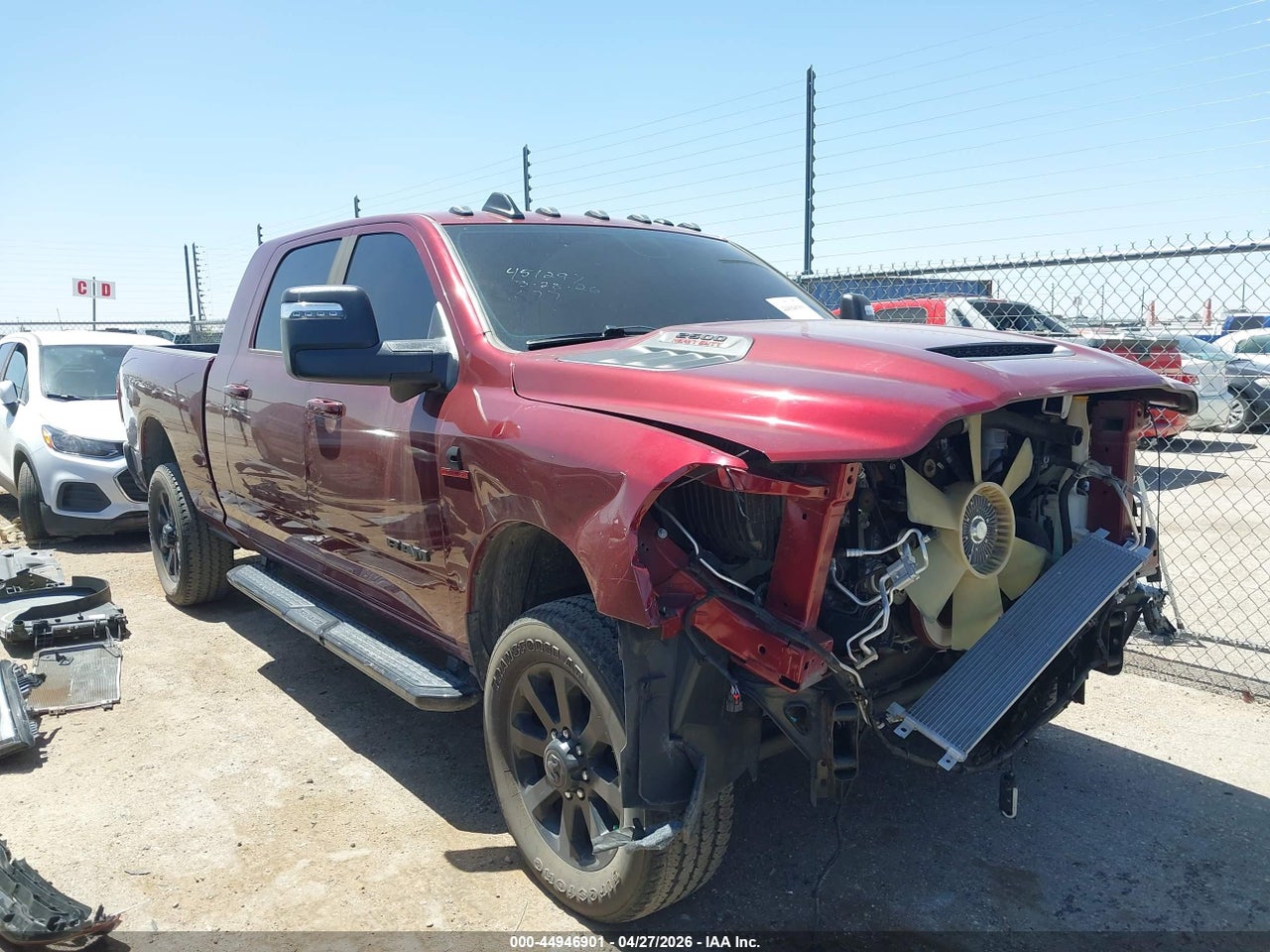 3C6UR5NLXRG****** · 2024 RAM 2500 LARAMIE CREW CAB 4X4 6'4 BOX