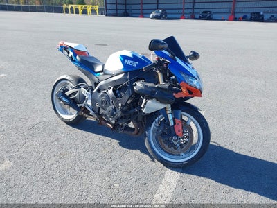 JS1GN7EA482****** · 2008 SUZUKI GSX-R600