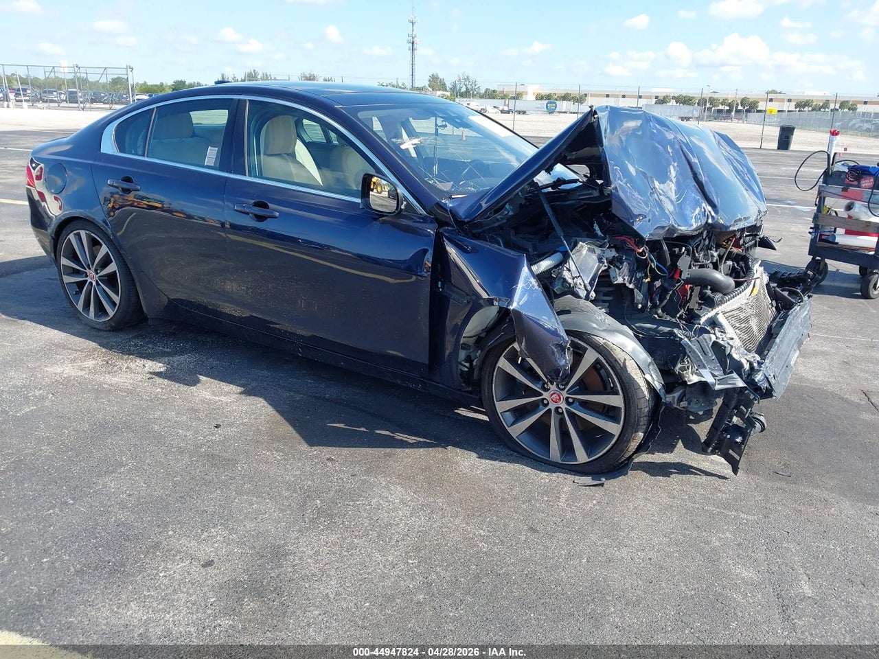 2017 JAGUAR XE 25T PRESTIGE