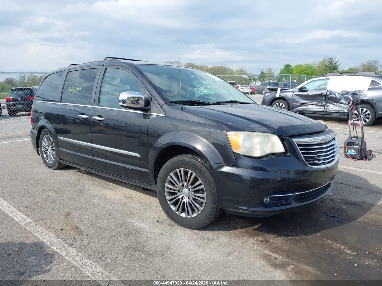 2C4RC1CG4ER****** · 2014 CHRYSLER TOWN &amp; COUNTRY TOURING-L