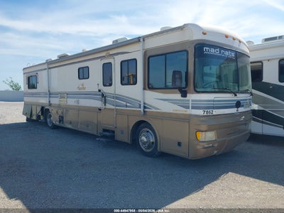 4UZ6XFBC2YC****** · 2000 FREIGHTLINER CHASSIS X LINE MOTOR HOME