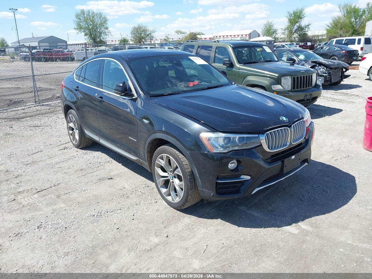 5UXXW3C55J0****** · 2018 BMW X4 XDRIVE28I