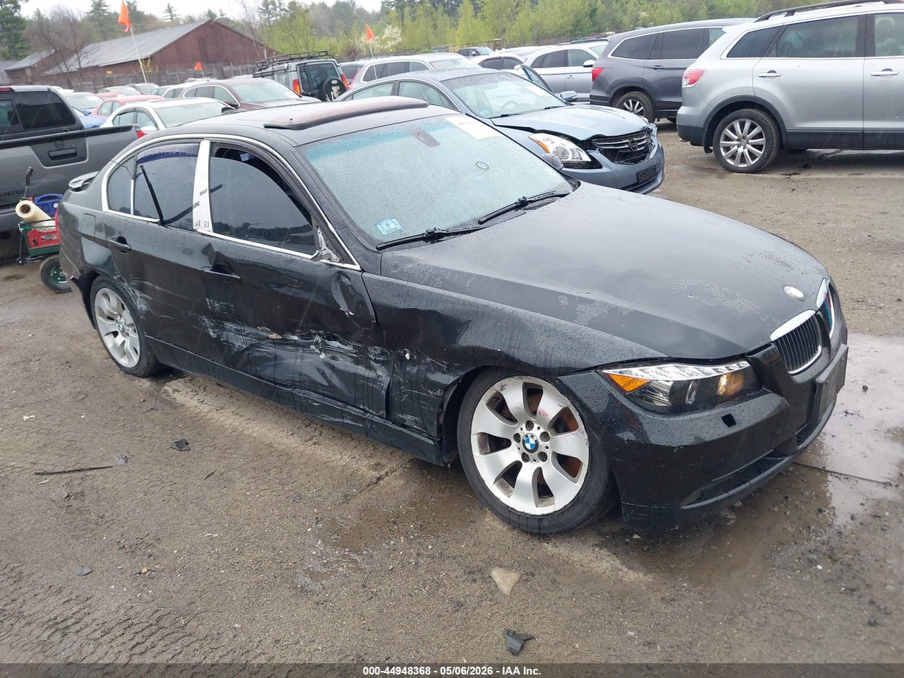 WBAVD335X6K****** · 2006 BMW 330XI