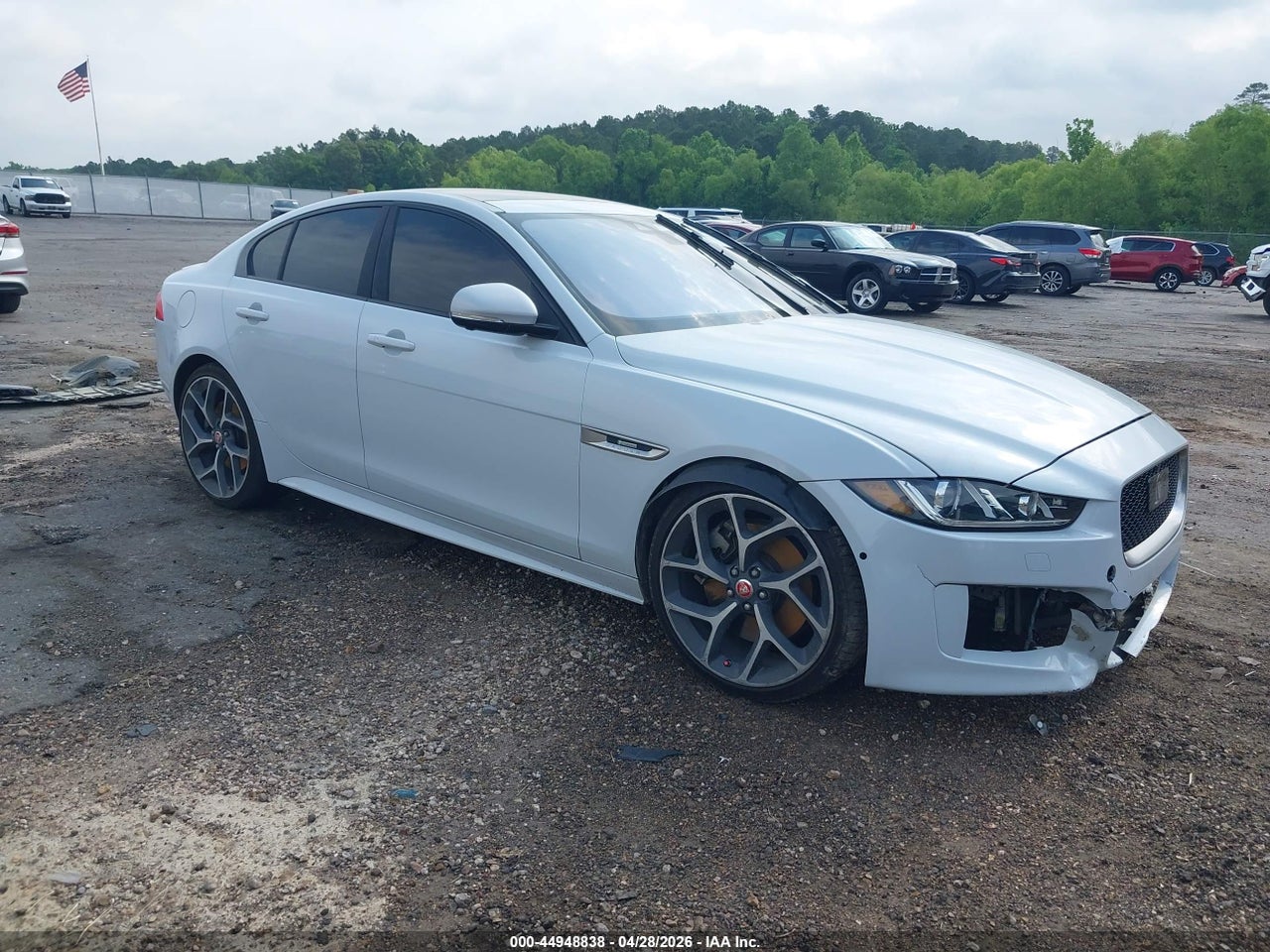2017 JAGUAR XE
