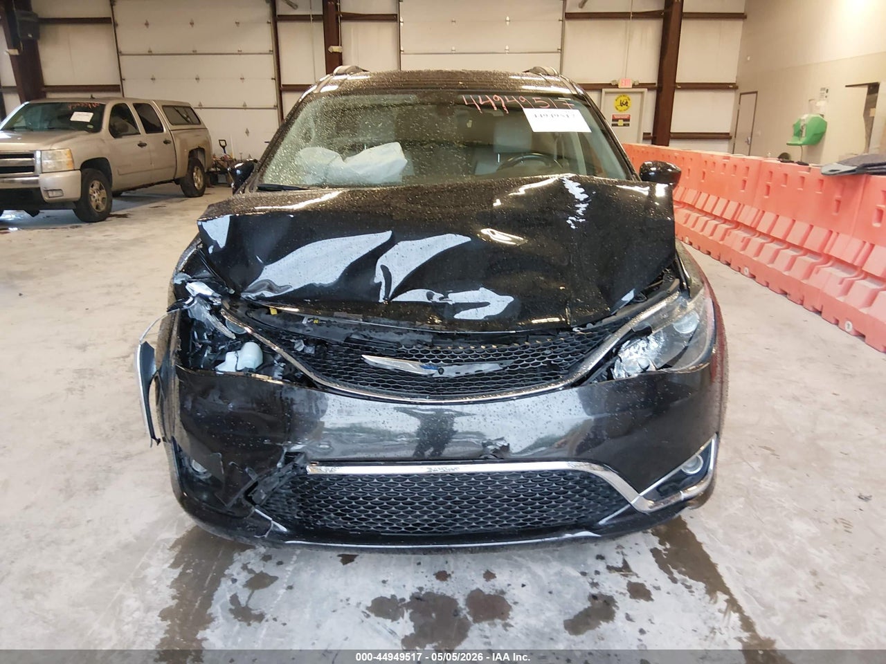 2017 CHRYSLER PACIFICA TOURING-L · 6/11