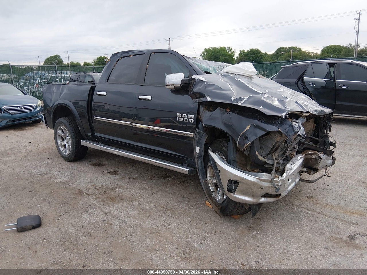 1C6RR7NM9GS****** · 2016 RAM 1500 LARAMIE