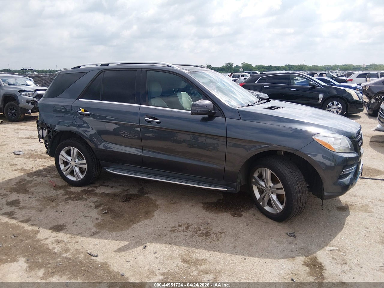 4JGDA5JB4DA****** · 2013 MERCEDES-BENZ ML 350