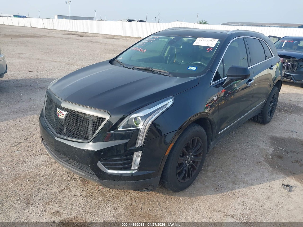2017 CADILLAC XT5 LUXURY · 2/10