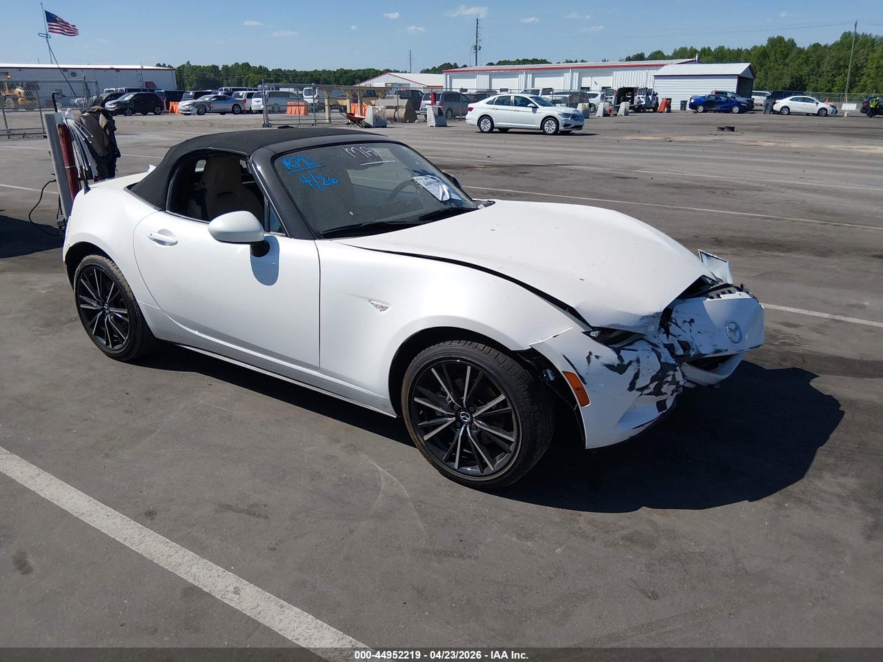 JM1NDAD75S0****** · 2025 MAZDA MX-5 MIATA GRAND TOURING