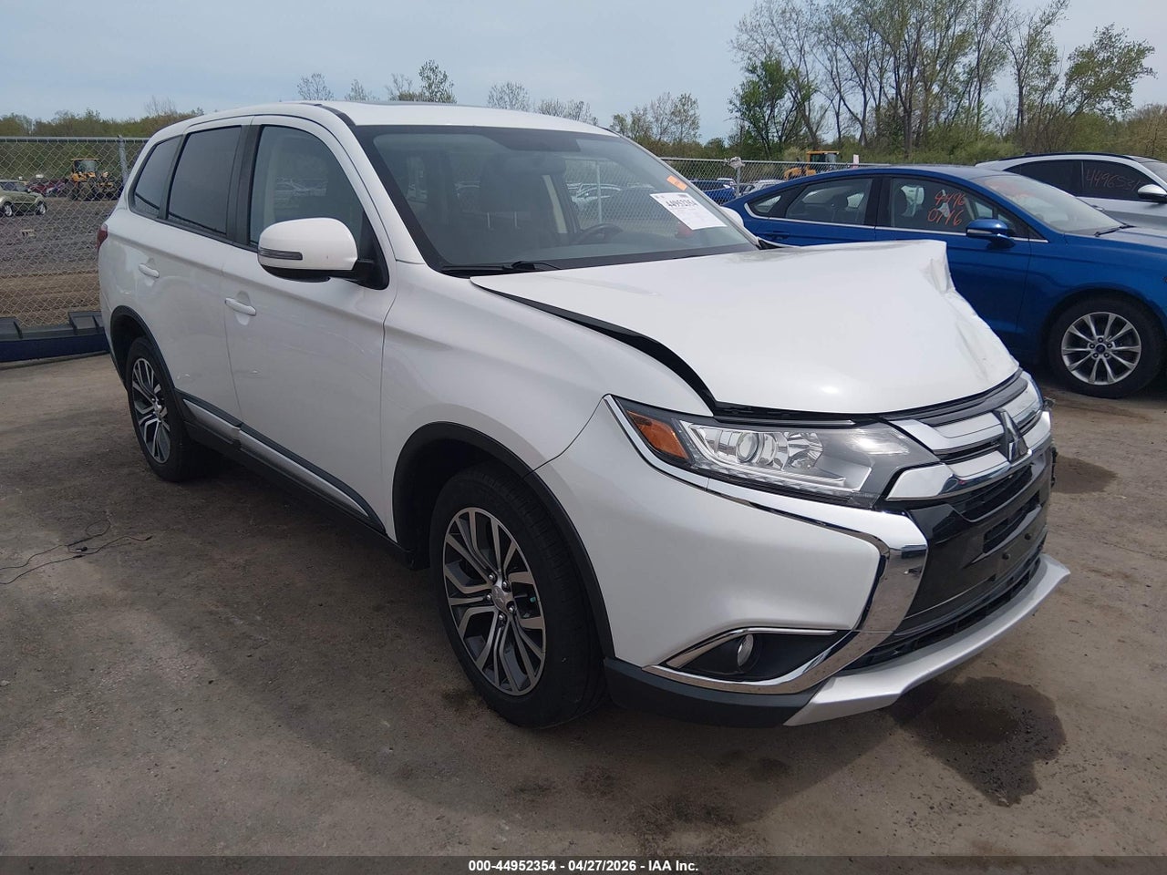 JA4AZ3A35HZ****** · 2017 MITSUBISHI OUTLANDER SE